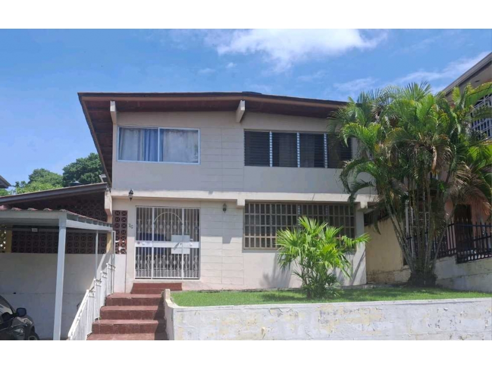 CASA A LA VENTA ALTOS DE BETANIA