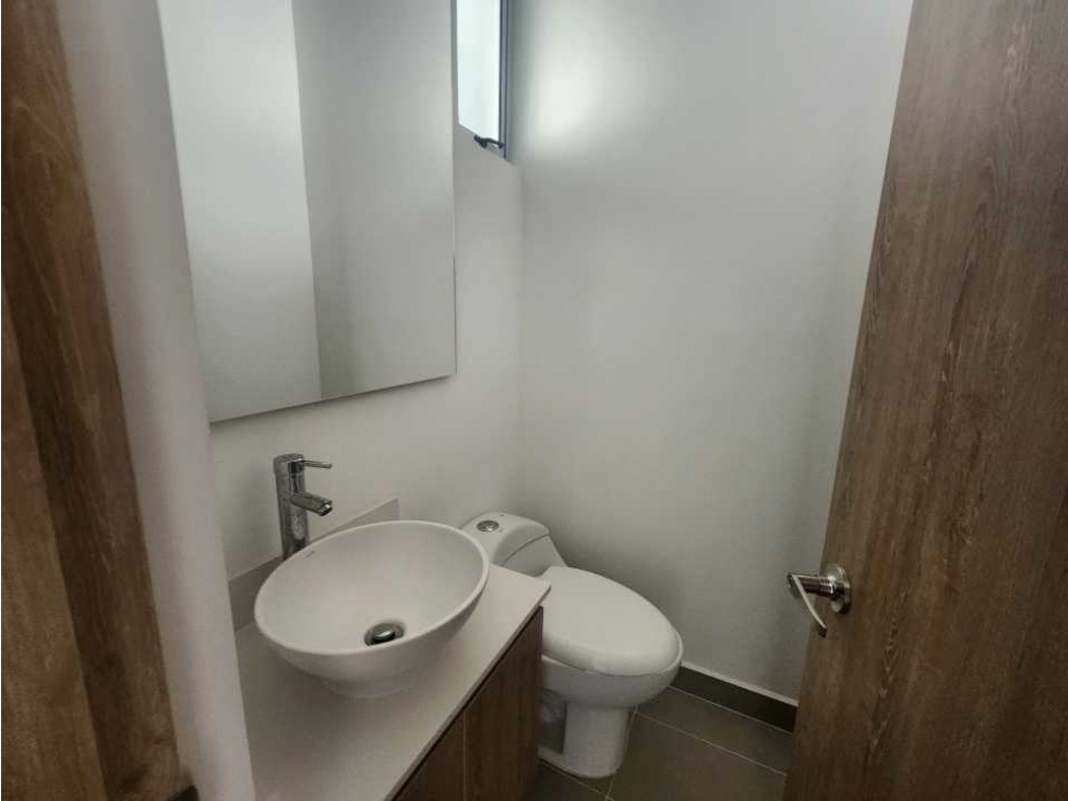 Casa a la venta con cesión de derechos Urb cerrada jardín interior - 4