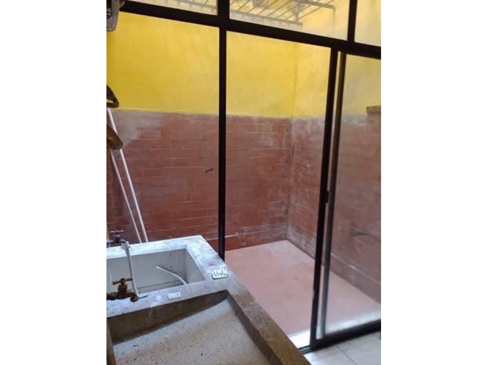 casa a la venta en caldas Antioquia, con local independiente. — foto 6