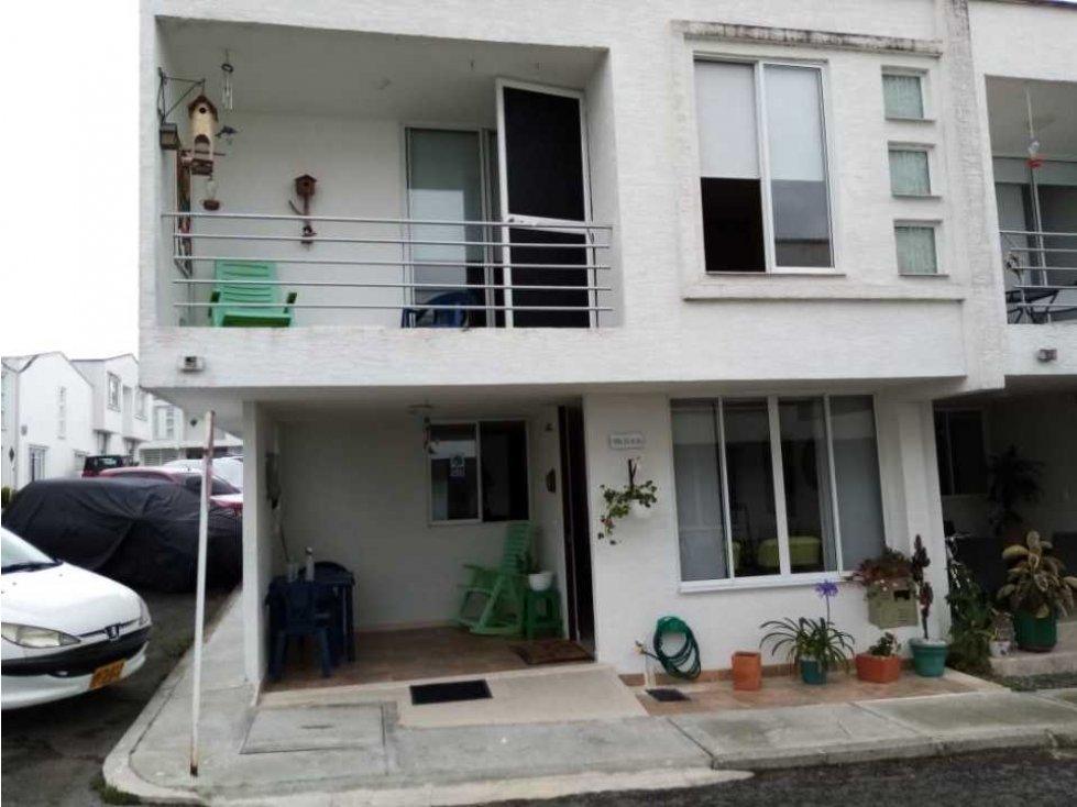 CASA A LA VENTA EN CIRCASIA CONJUNTO CERRADO REF 1898 - 2