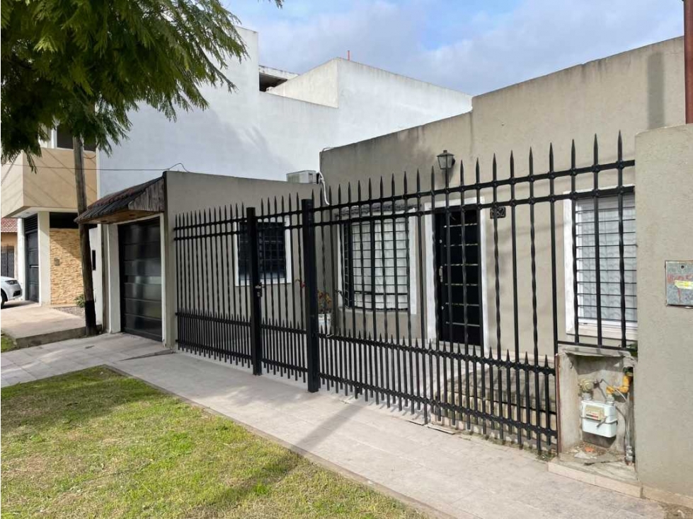 Casa a la venta en Ringuelet