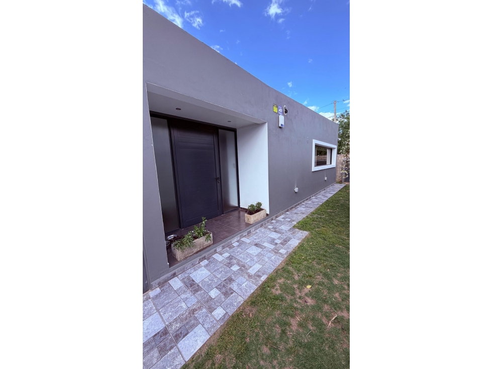 Casa a la venta -preciosa ! - 3