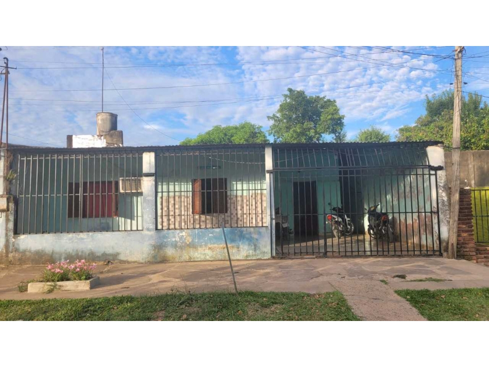 Casa a reciclar en Barranqueras - 1