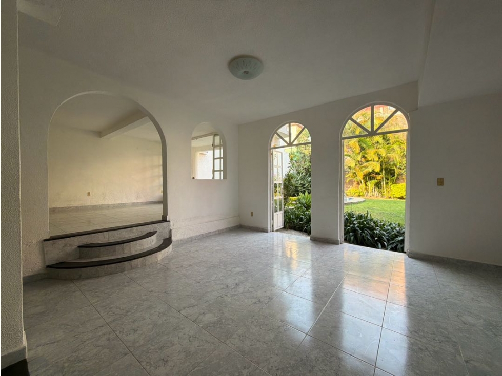 Casa al norte de Cuernavaca con alberca y jardín privados en venta — foto 6