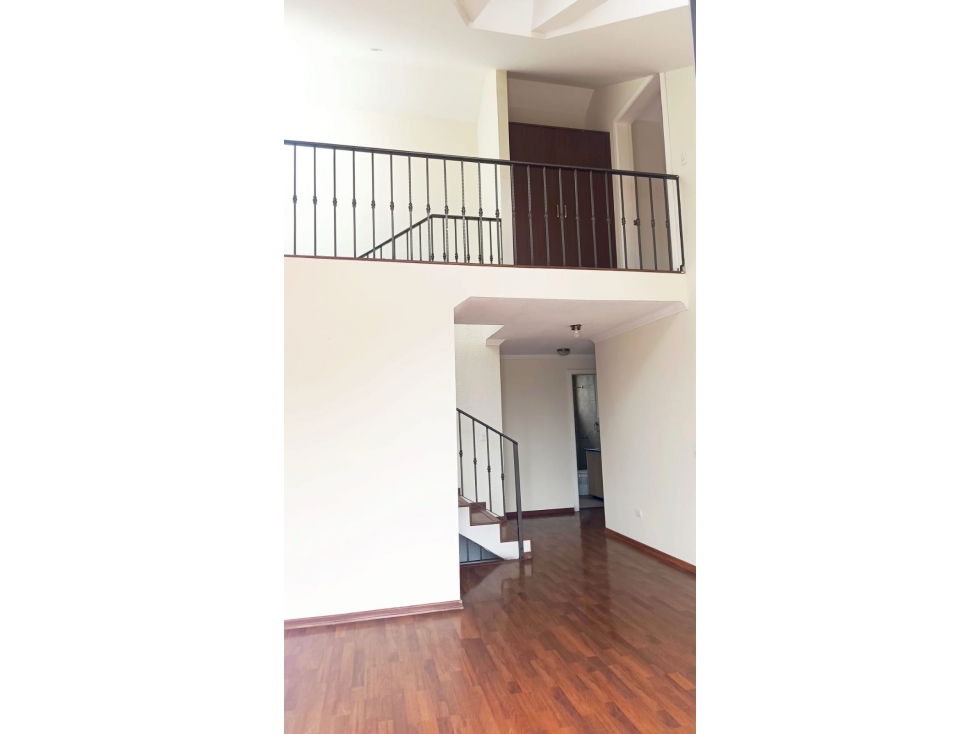 Casa ALQUILER 4 dormitorios CUMBAYÁ x colegio menor — foto 4