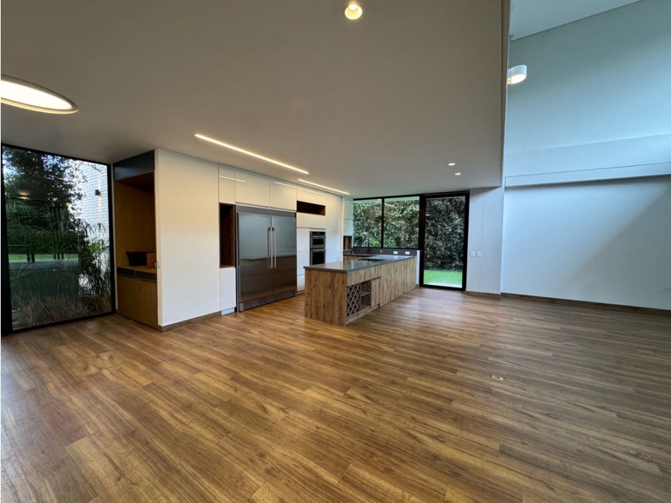 VENDEMOS Casa Alto De Las Palmas Unidad Cerrada Alcoba Abajo — foto 3