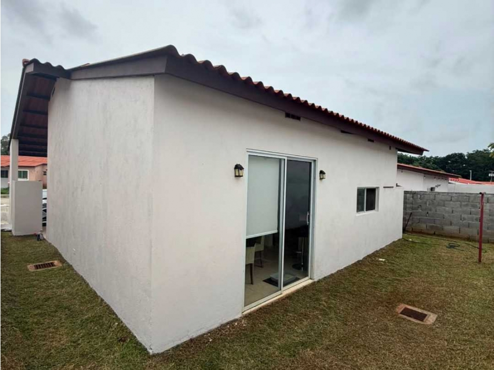 Casa amoblada en alquiler Arboledas - La Chorrera (DR) - 4