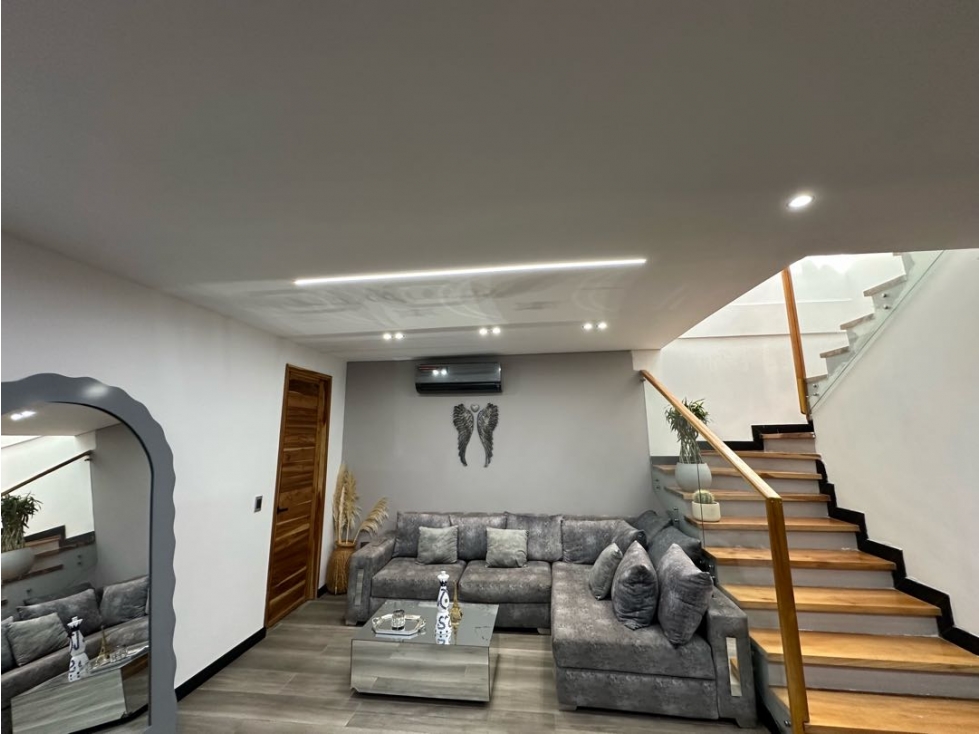 Casa Amoblada en Alquiler o Venta Llanogrande — foto 5