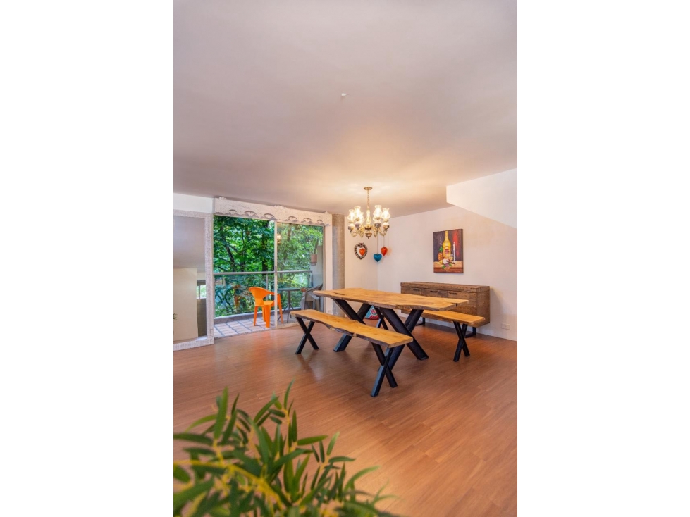 Casa amoblada en arriendo en el poblado