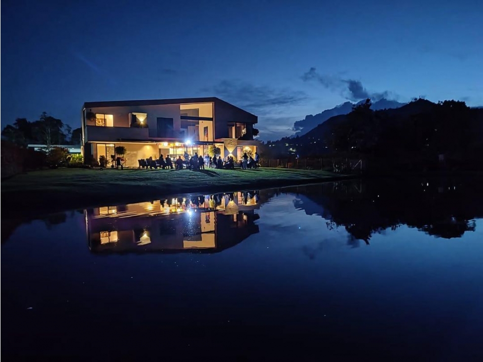 Casa Amoblada en Arriendo en San Antonio Vía La Ceja