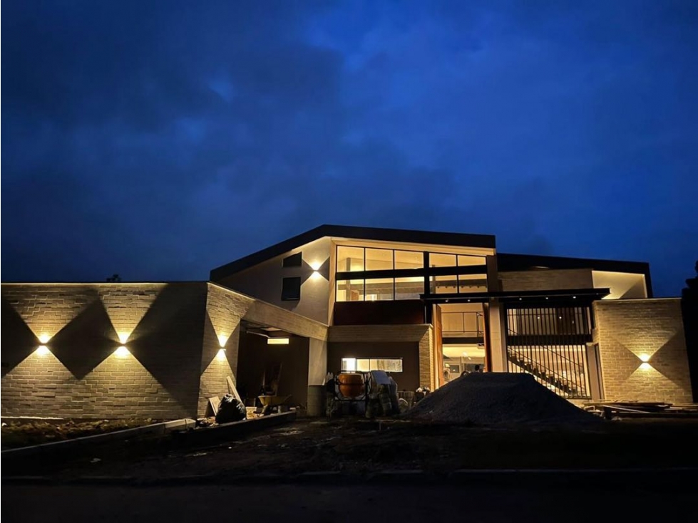 Casa Amoblada en Arriendo en San Antonio Vía La Ceja — foto 2