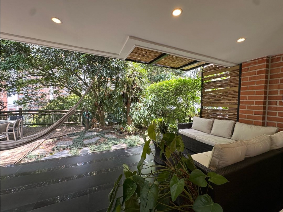 CASA AMOBLADA SECTOR EL TESORO, SILENCIOSA Y 100% CAMINABLE — foto 6