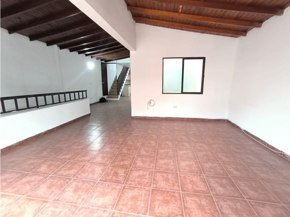 CASA AMPLIA | BARRIO CABAÑAS, BELLO EN VENTA M2256 — foto 4