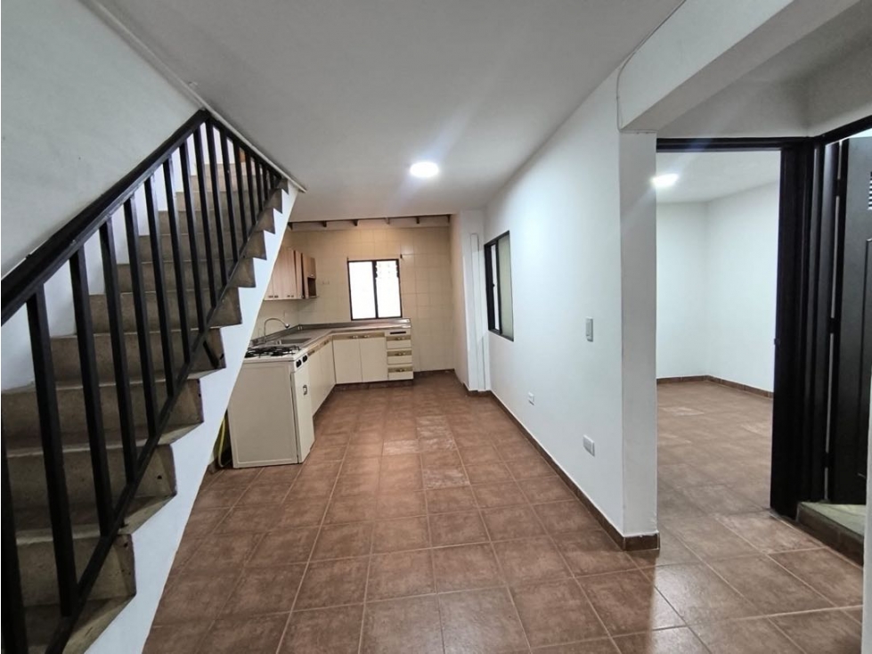 CASA AMPLIA | BARRIO CABAÑAS, BELLO EN VENTA M2256 — foto 5