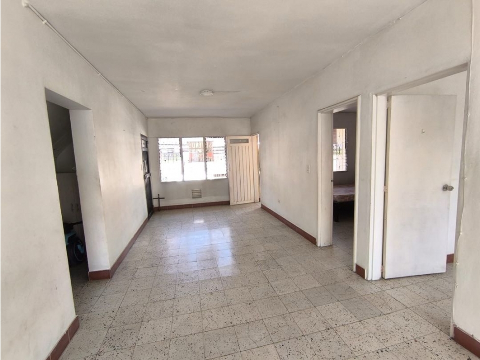 CASA AMPLIA | BARRIO VILLANUEVA, COPACABANA EN VENTA E449 — foto 3