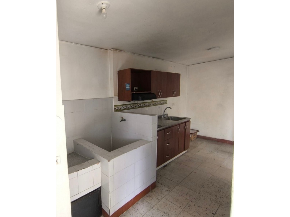CASA AMPLIA | BARRIO VILLANUEVA, COPACABANA EN VENTA E449 — foto 4