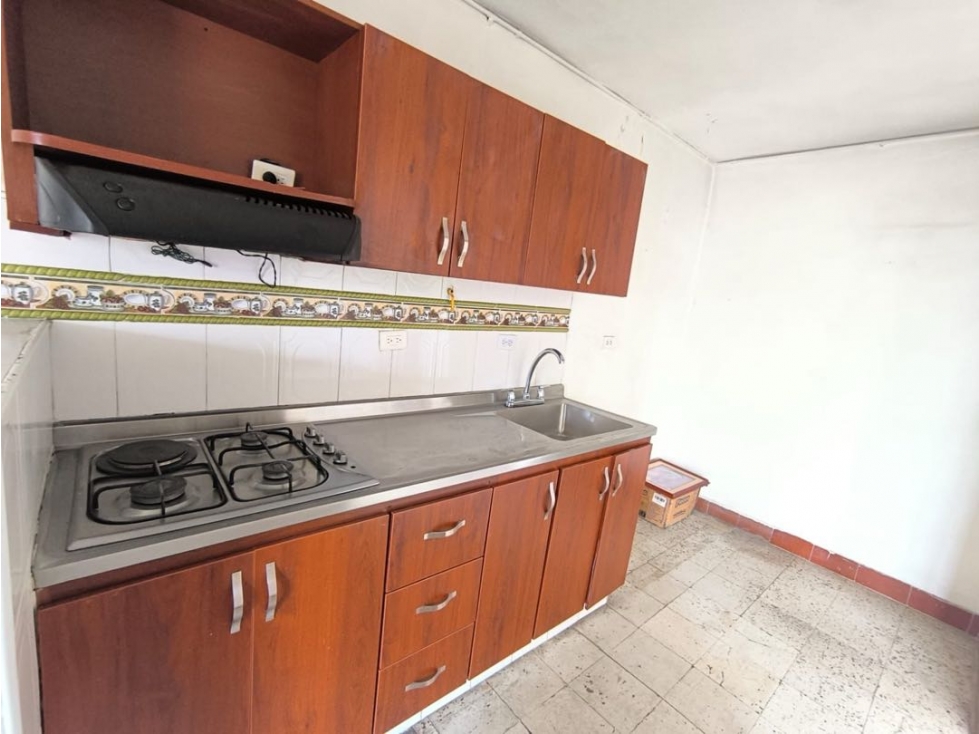 CASA AMPLIA | BARRIO VILLANUEVA, COPACABANA EN VENTA E449 — foto 6