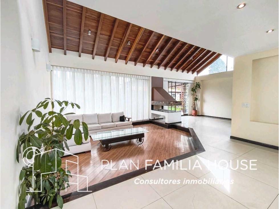 Casa en Venta en Cajica vereda Calahorra Conjunto El Retiro
