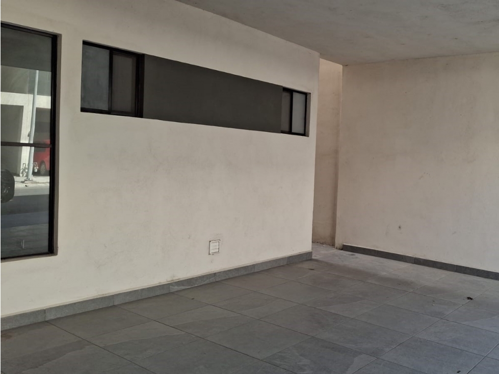Casa amplia con posesión inmediata en Sámara Residencial, Apodaca - 3