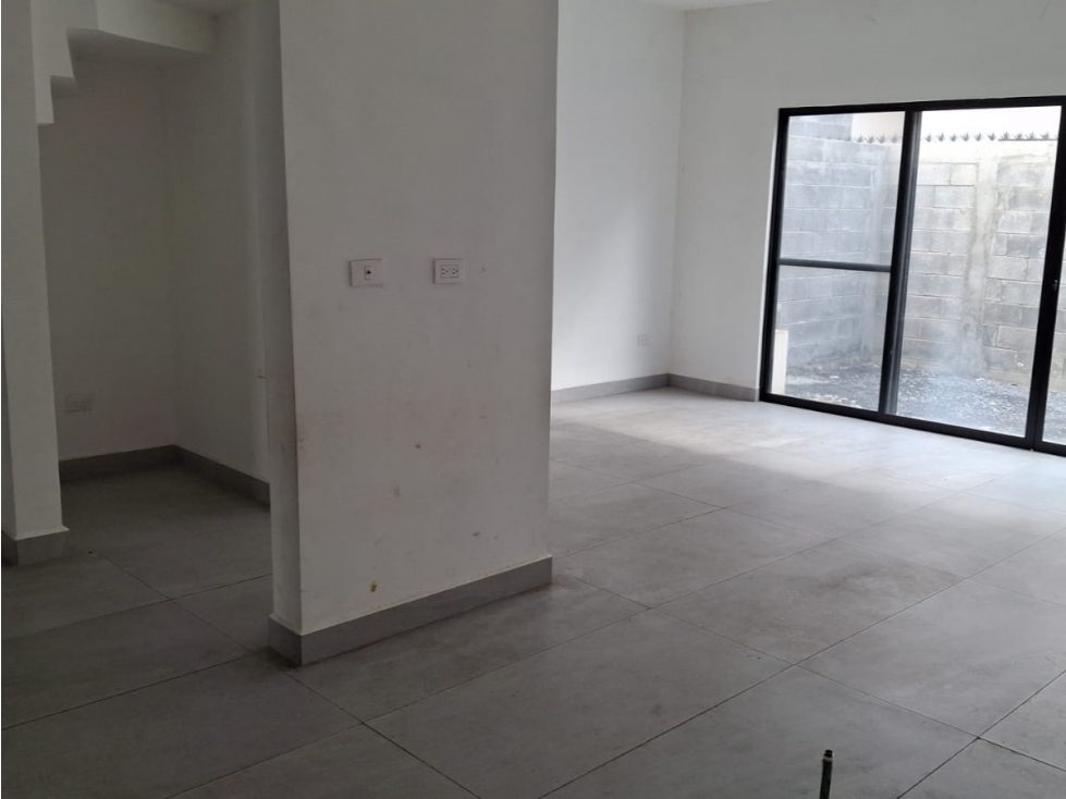 Casa amplia con posesión inmediata en Sámara Residencial, Apodaca - 5