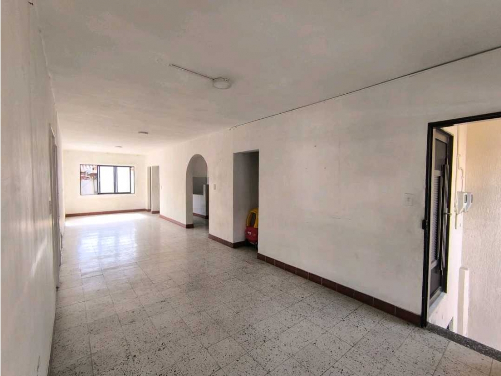 SE VENDE CASA AMPLIA EN COPACABANA BARRIO VILLANUEVA — foto 4