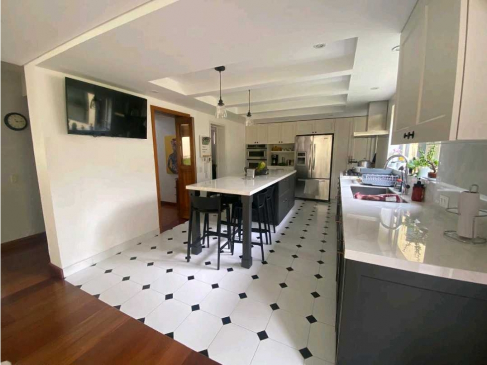 CASA EN VENTA EN CALATRAVA CON JARDIN PRIVADO LOTE DE 250 MTS — foto 4