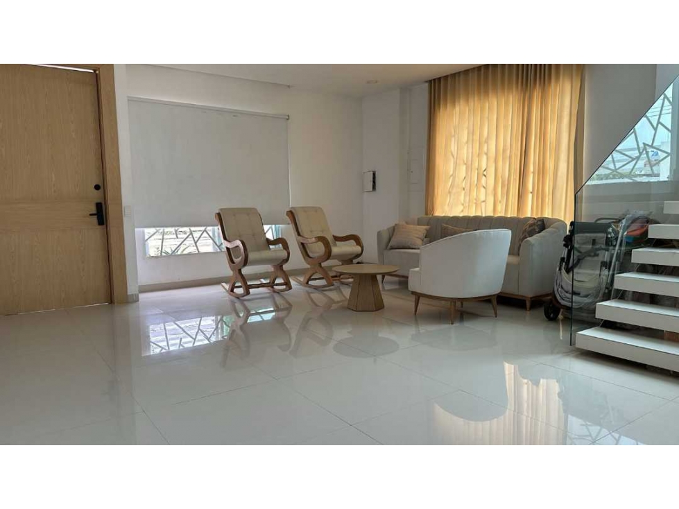 CASA AMPLIA EN VENTA EN MONTERIA