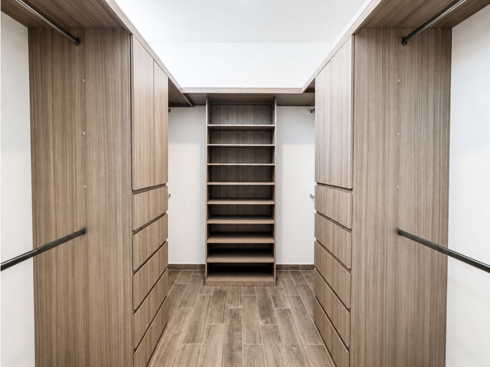 Casa Amplia Equipada en Cumbres Elite Premier de 4 niveles, García - 3
