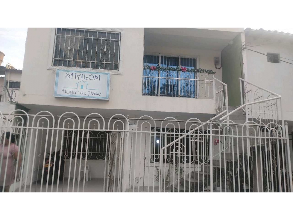 Casa amplia uso comercial uso familiar sector Alcazares- 005K