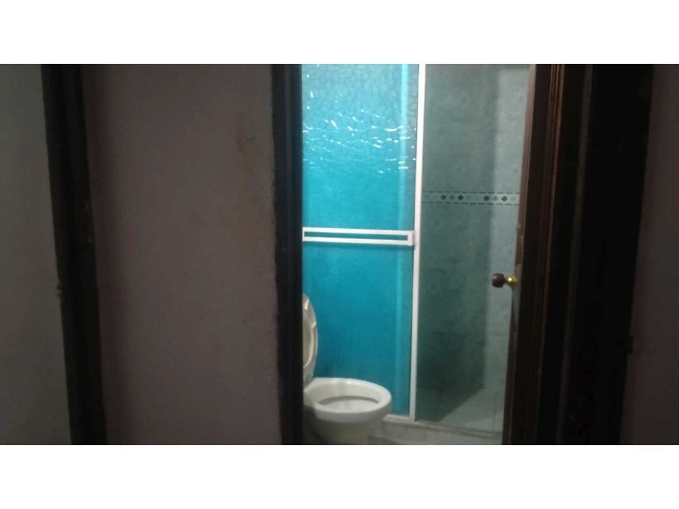 Casa amplia uso comercial uso familiar sector Alcazares- 005K — foto 5