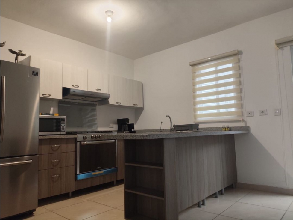 CASA AMUEBLADA EN RENTA CON ALBERCA PRIVADA | JARDINES DEL SUR 4 — foto 5