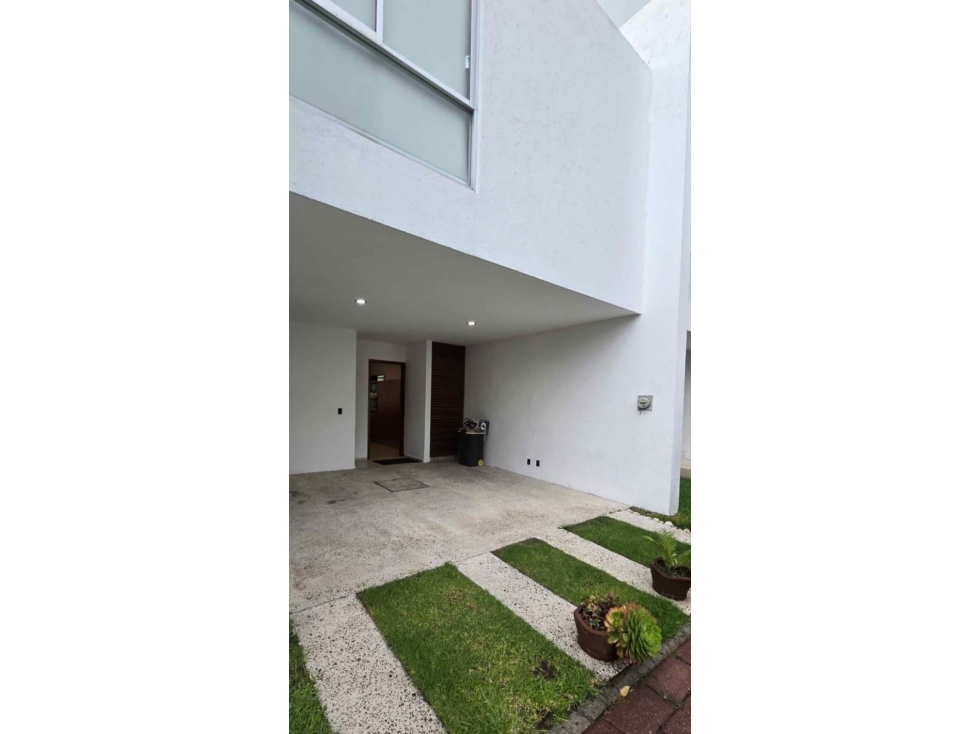 Casa amueblada en renta con jardín de 110 mts. en Morillotla. — foto 3