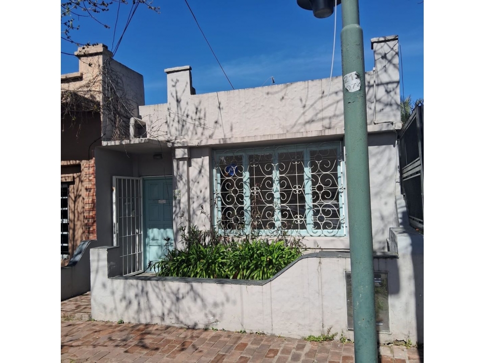 CASA APTO PROFESIONAL / DEPOSITO ALQUILER LOMAS DE SAN ISIDRO - 1