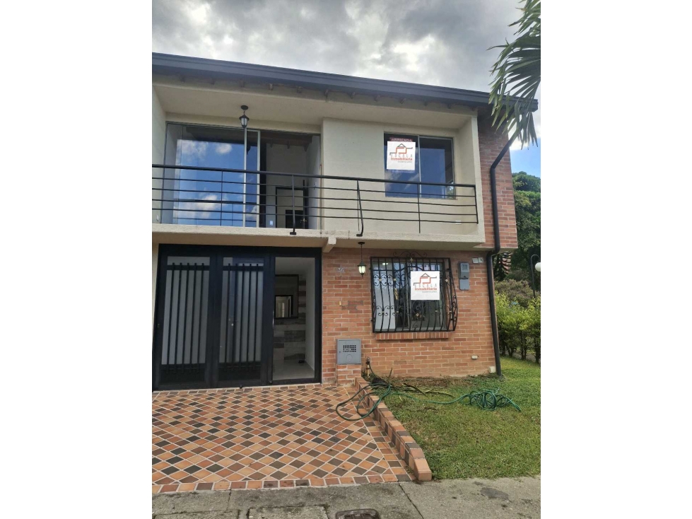 CASA Arriendo condominio LA ESTRELLA - 1