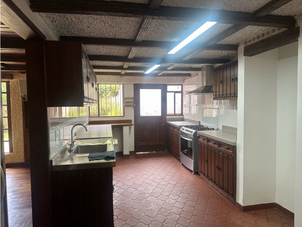 Casa Arriendo Santa Bárbara Alta con JARDÍN estilo Español — foto 5
