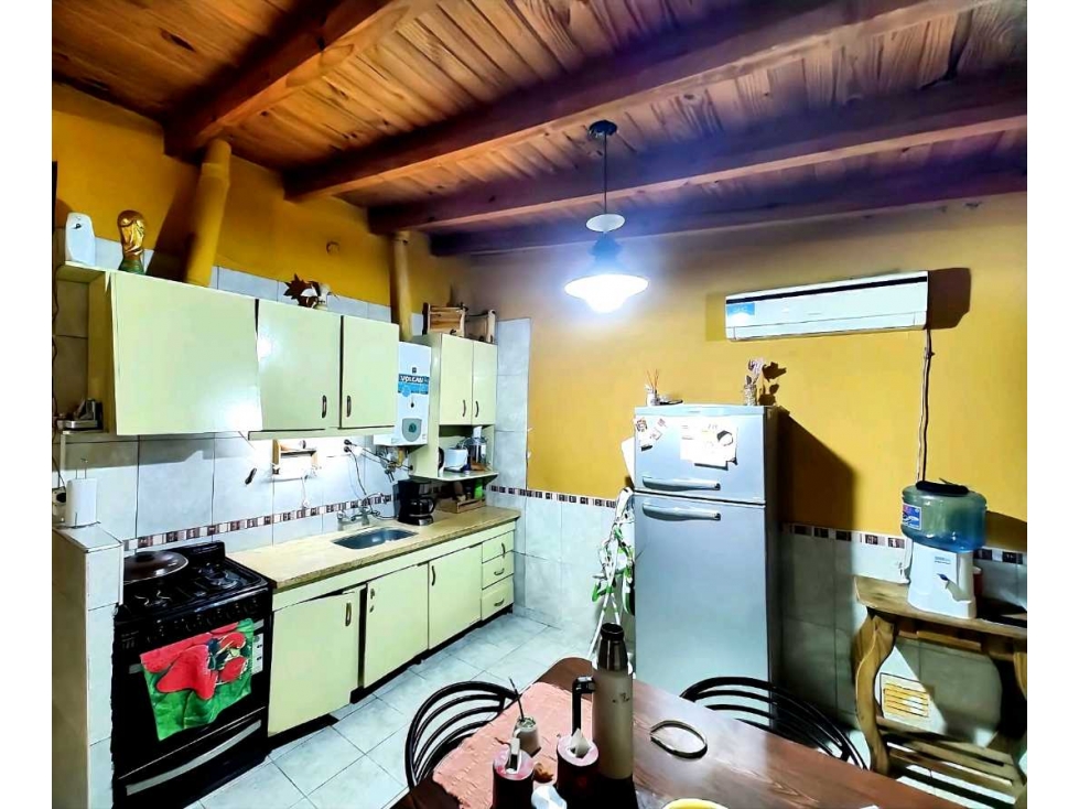 VENTA DE HERMOSA CASA BARRIO TITARELLI- LOS CAMPAMENTOS, RIVADAVIA - 4