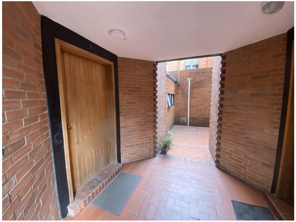 SE VENDE CASA EN BELMIRA BOGOTA — foto 3