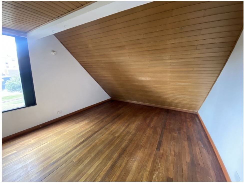 SE VENDE CASA EN BELMIRA BOGOTA — foto 6