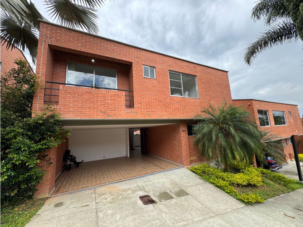 Casa en Benedictinos