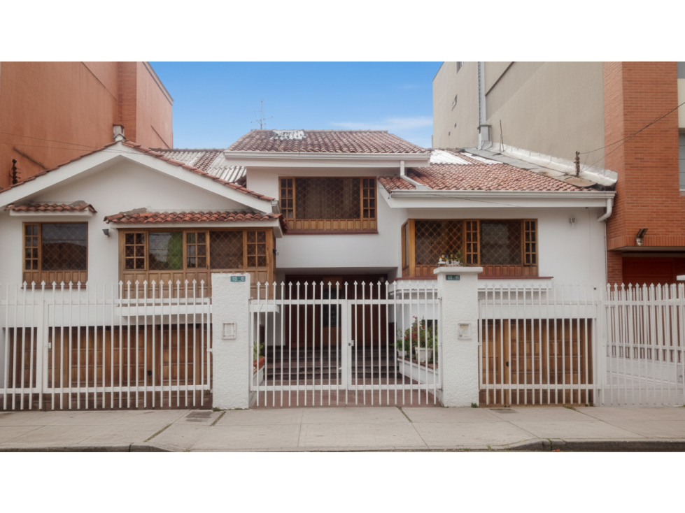 SE VENDE CASA EN NUEVA AUTOPISTA BOGOTA