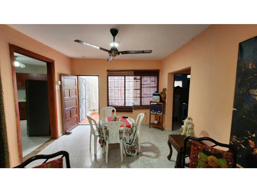 Casa Bifamiliar con excelente ubicación cerca al Centro 005 — foto 3