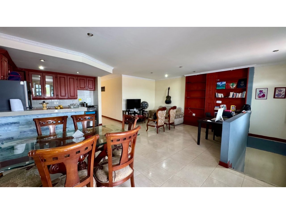 Casa bifamiliar de dos pisos en venta - Barrio Bizerta Palmira Valle