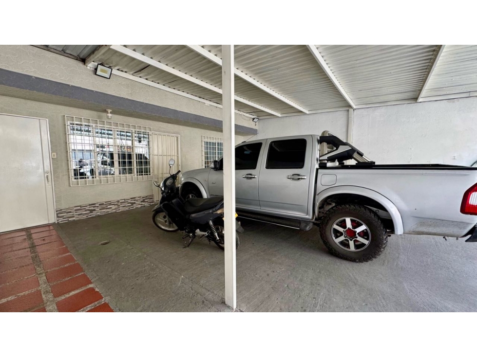 Casa bifamiliar de dos pisos en venta - Barrio Colombina Palmira Valle — foto 2