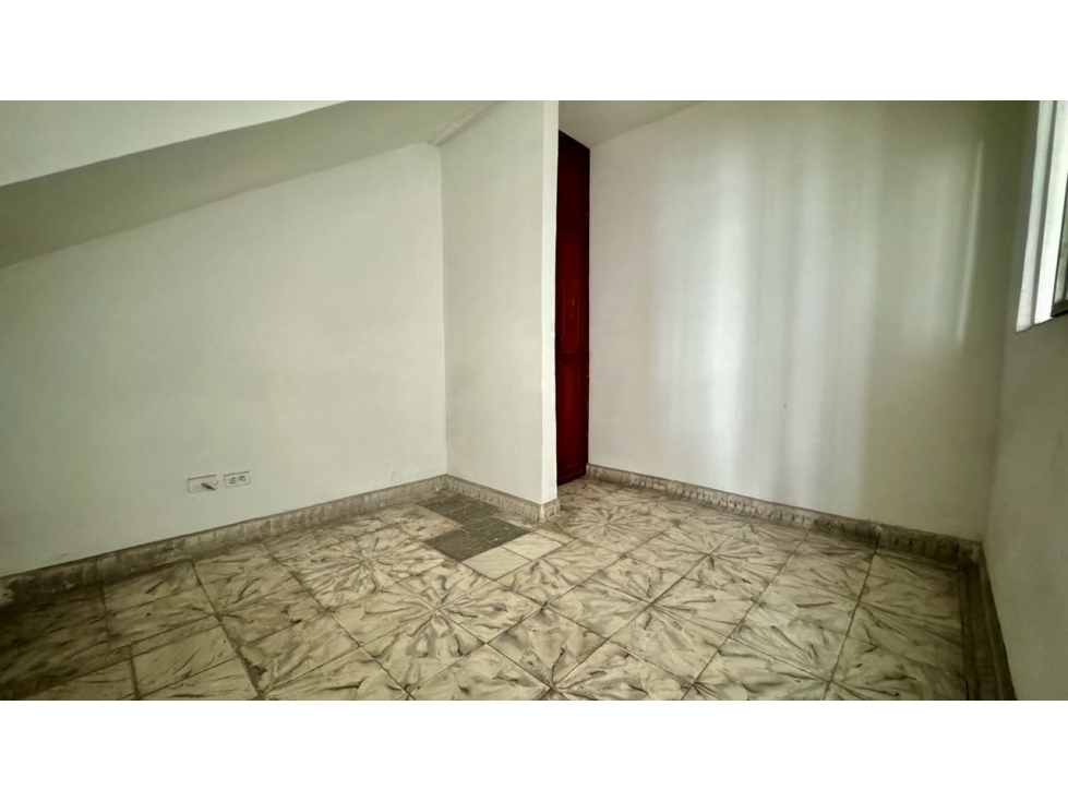 Casa bifamiliar de dos pisos más terraza en venta Barrio Santa Bárbara — foto 6