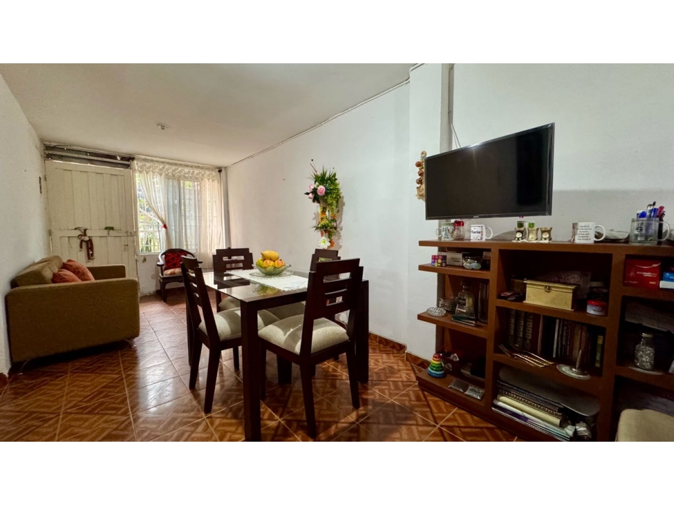 Casa bifamiliar de dos pisos en venta - Barrio El Sembrador, Palmira — foto 5