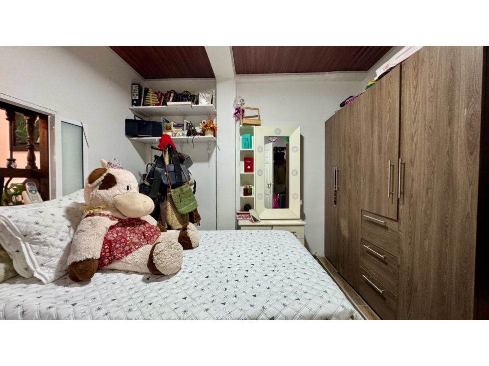 Casa bifamiliar de tres pisos en venta permuta Barrio Alicanto Palmira — foto 6