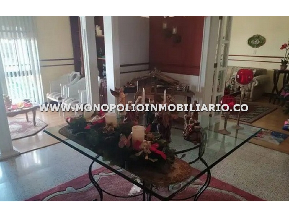 CASA BIFAMILIAR EN VENTA - SECTOR LA CASTELLANA COD: 19258 - 4