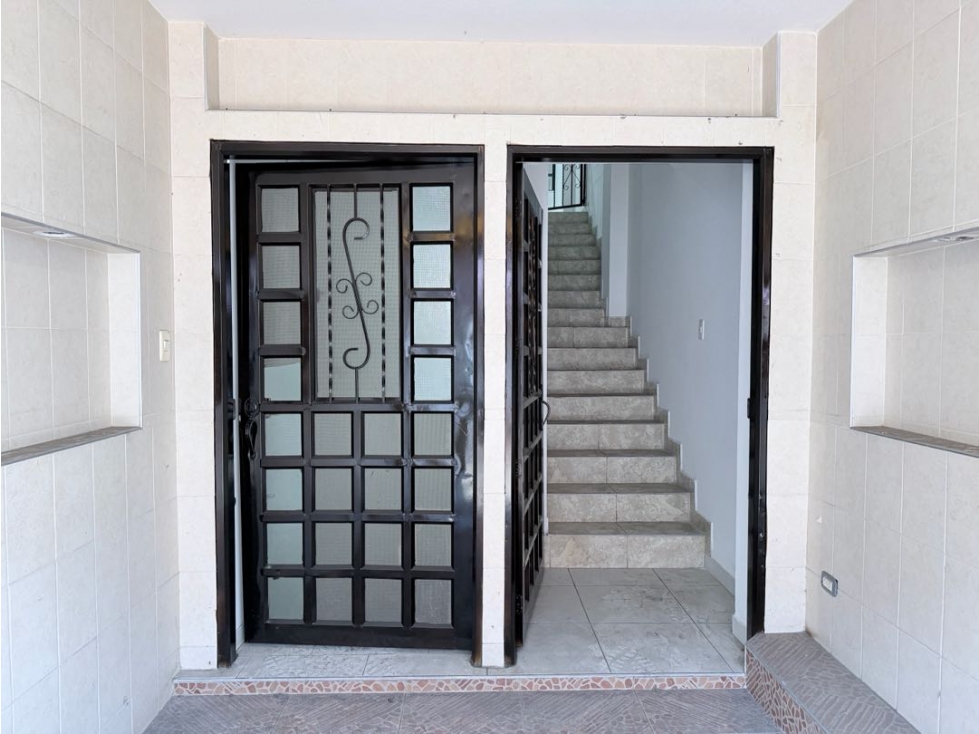 CASA BIFAMILIAR EN VENTA PALMIRA BARRIO LAS AMERICAS — foto 2