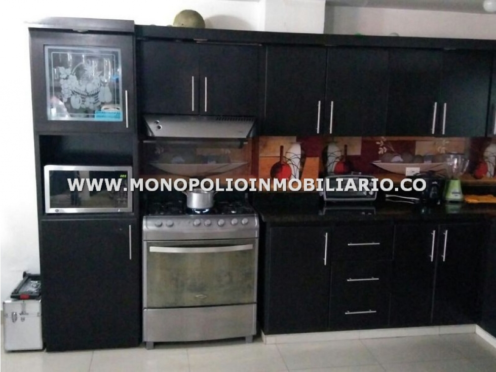 CASA BIFAMILIAR EN VENTA - SECTOR CABAÑAS, BELLO COD: 24315 - 1
