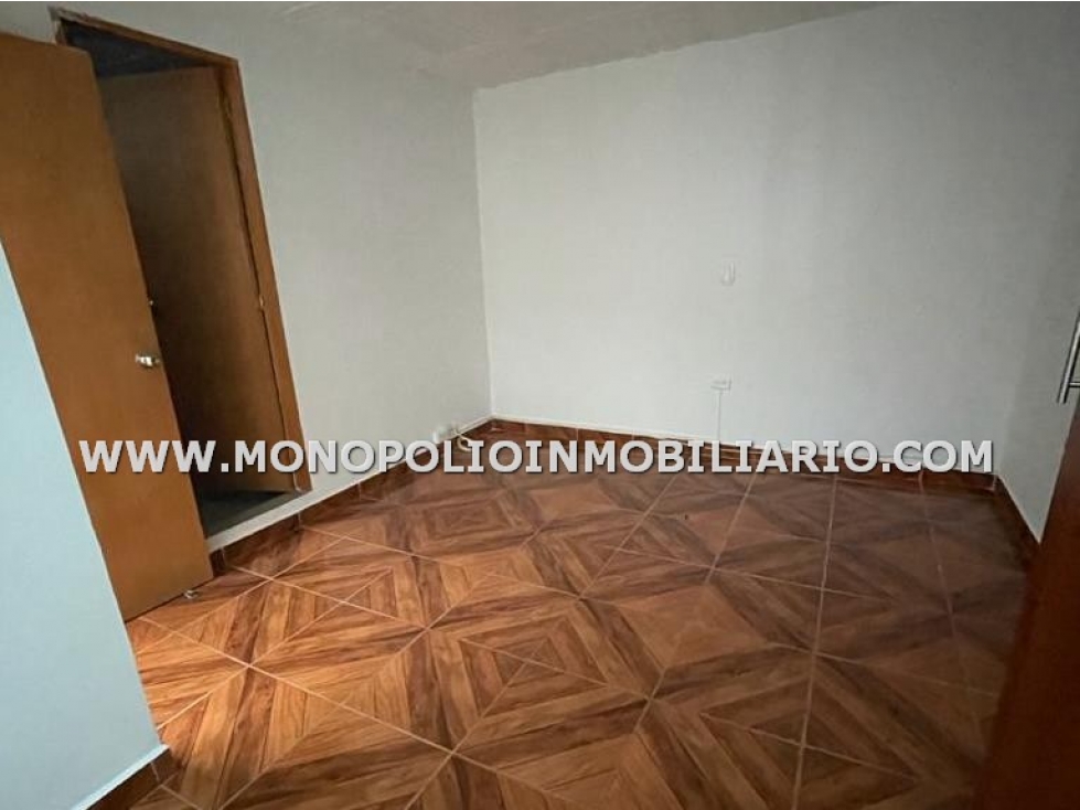 CASA BIFAMILIAR EN VENTA - SECTOR MALIBU, BELEN COD: 22762 — foto 6